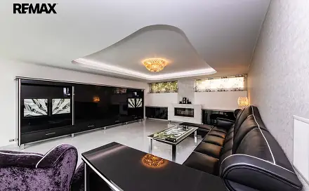 Prodej domu 365 m² s pozemkem 623 m², Rotenská, Praha 9 - Kyje