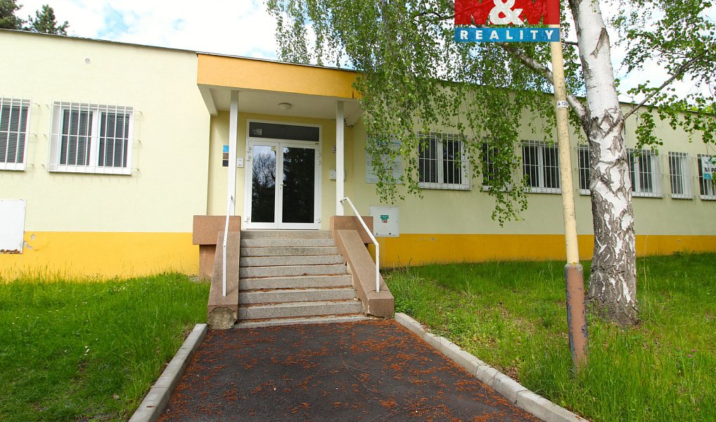 Pronájem kanceláře 215 m², Česká Lípa – fotka 1 z 24