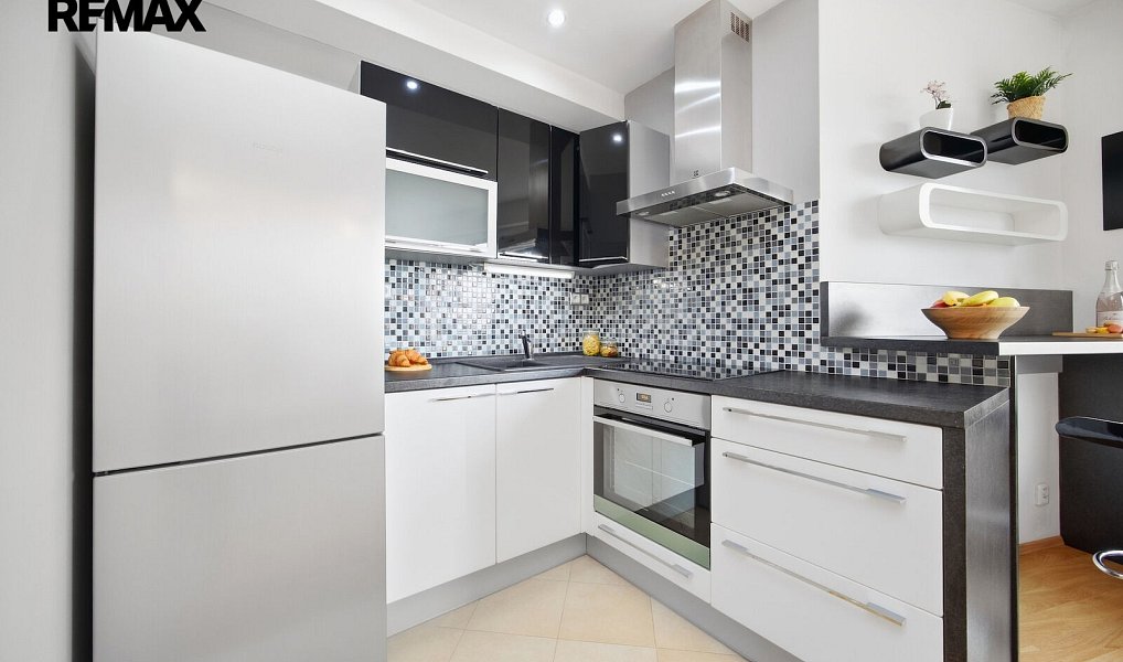 Prodej bytu 2+kk 58 m², Praha – náhled fotky 3