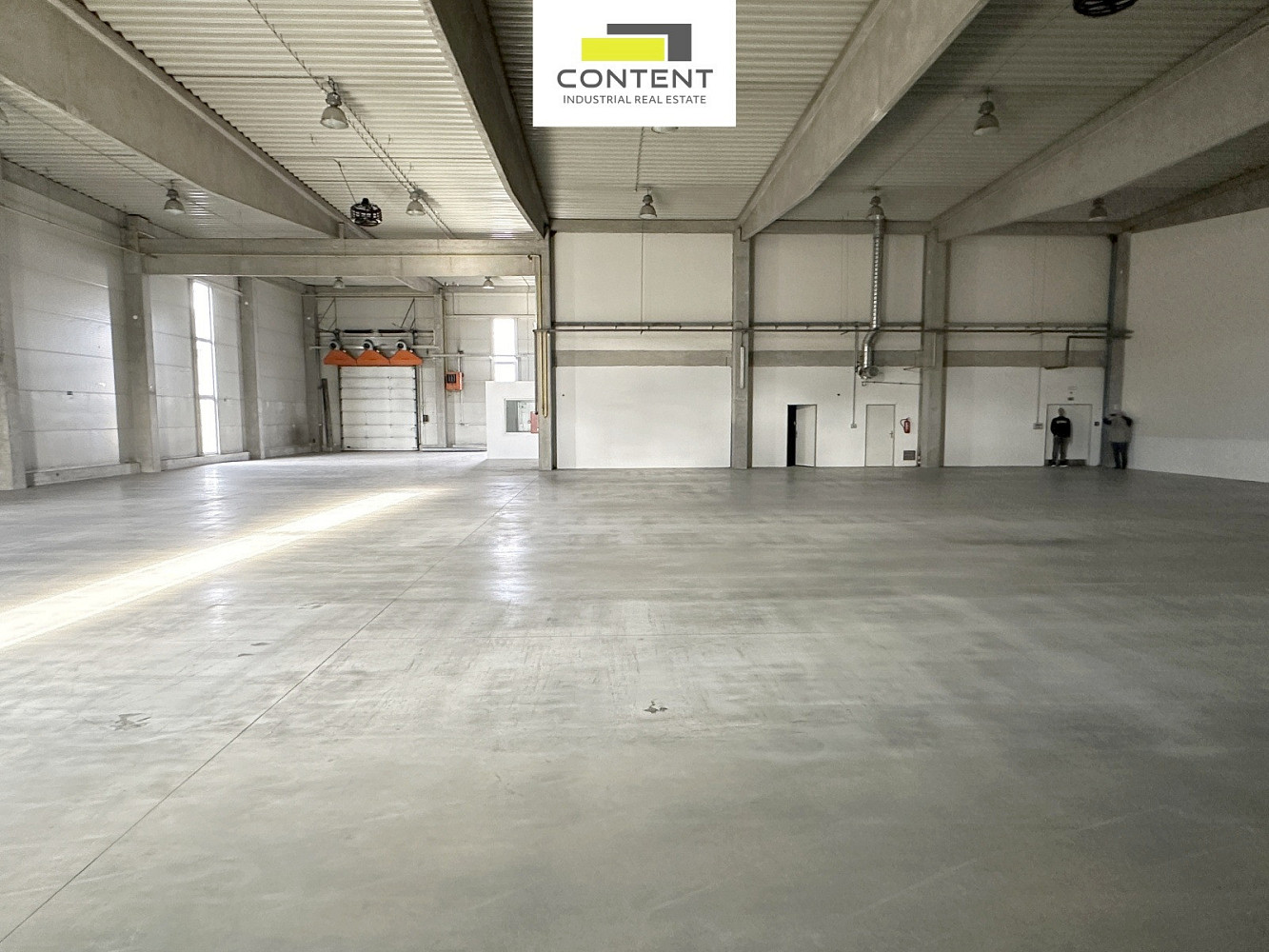 Pronájem skladovacích prostor 1 363 m² – fotografie 3