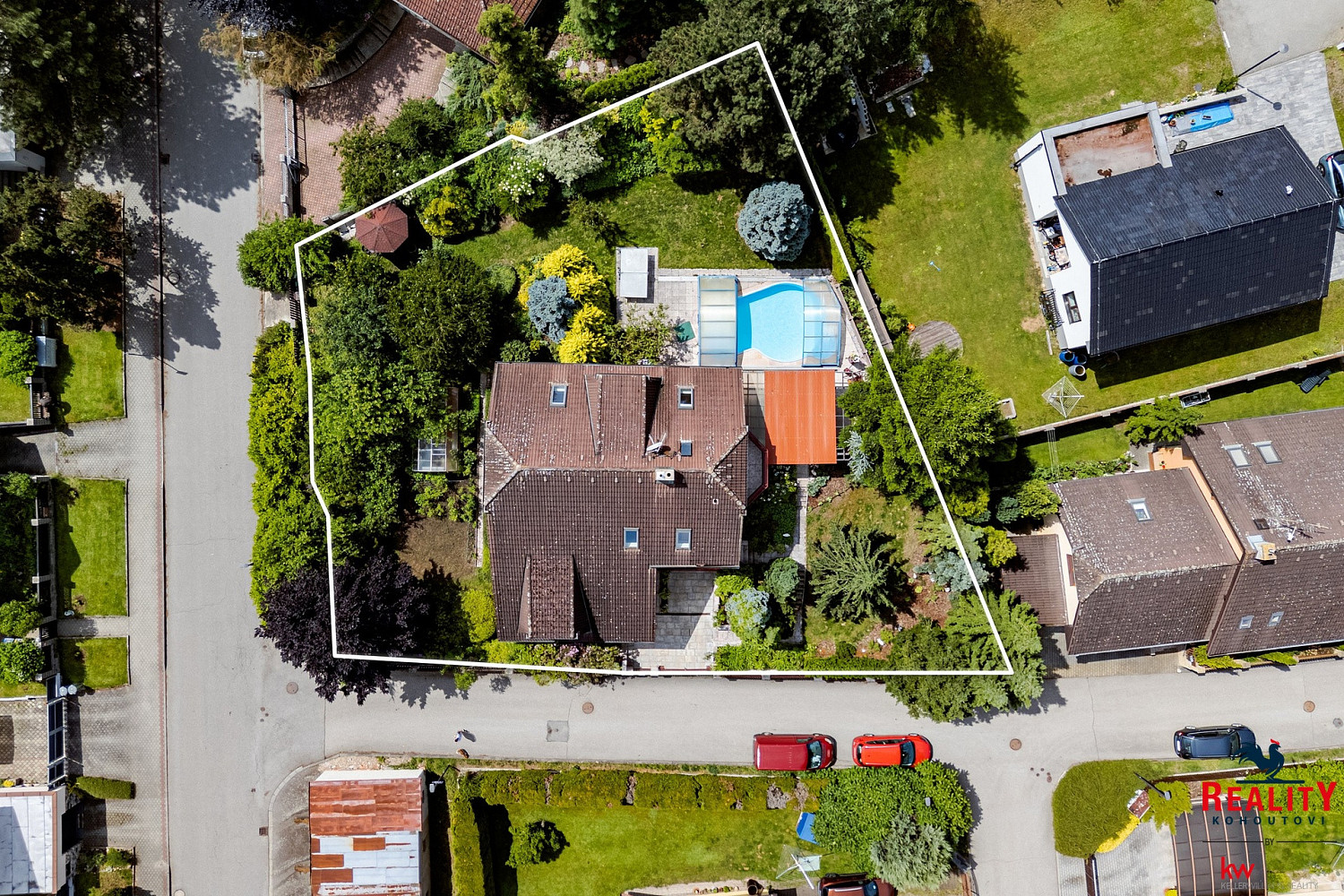 Prodej domu 313 m² s pozemkem 1 106 m² – fotografie 2