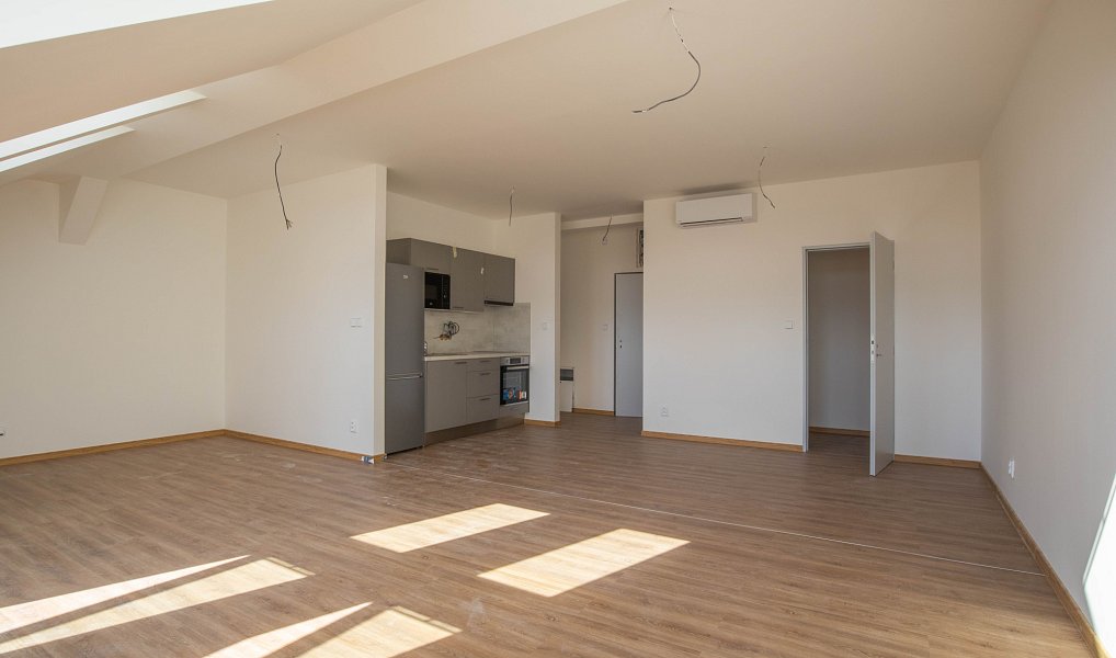Pronájem kanceláře 63 m², Říčany – náhled fotky 7