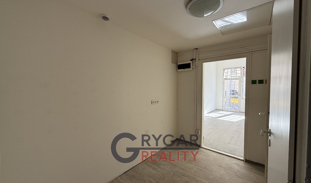 Prodej obchodních prostor 43 m², Praha – náhled fotky 11