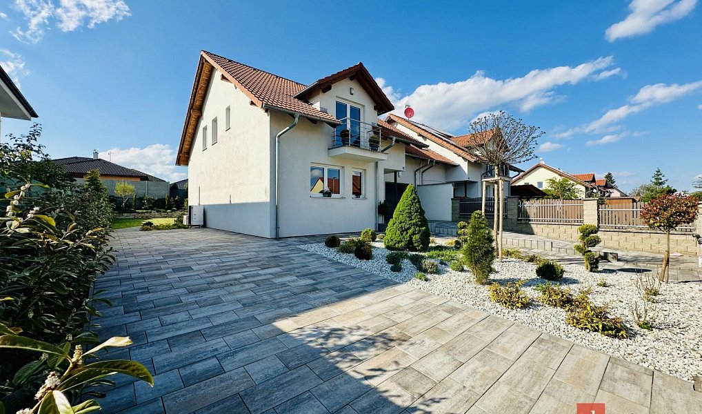 Prodej domu 154 m² s pozemkem 577 m², Líně – náhled fotky 33