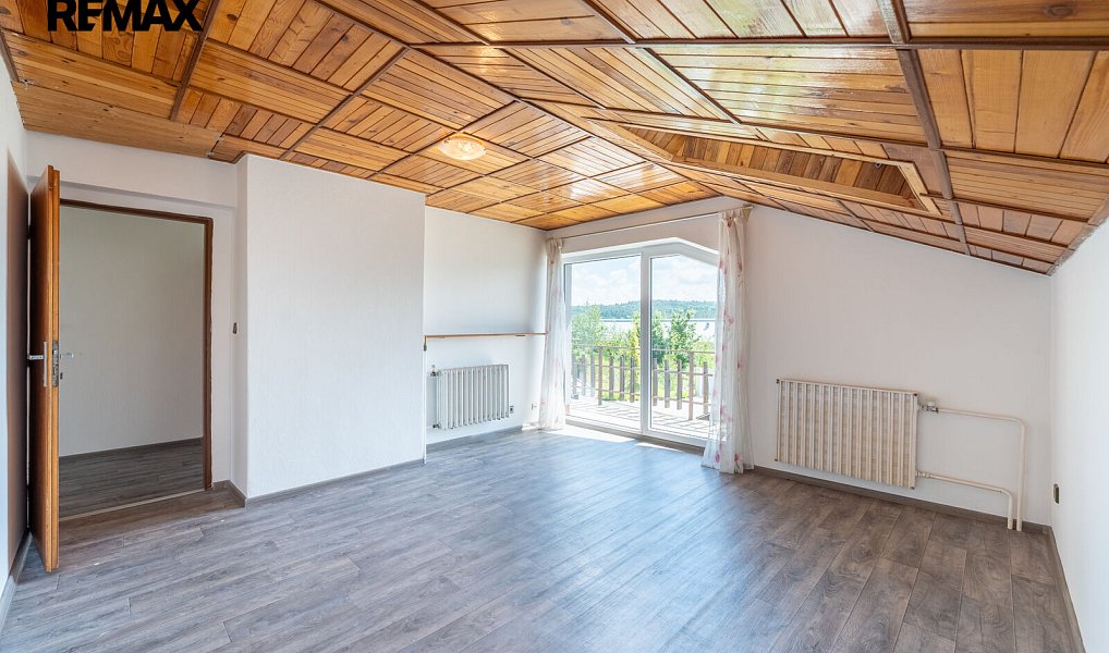 Prodej domu 408 m² s pozemkem 843 m², Pozlovice – náhled fotky 21