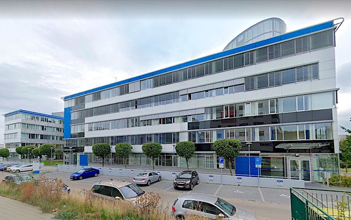 Pronájem kanceláře 338 m²