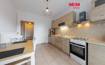 Prodej bytu 2+1 55 m², Tovární, Nová Role, okres Karlovy Vary