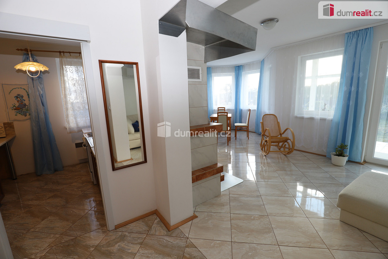 Prodej domu 200 m² s pozemkem 1 122 m² — photo 5