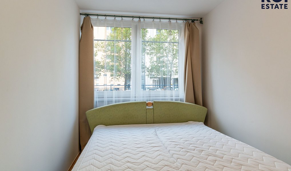 Pronájem bytu 2+kk 44 m², Praha – náhled fotky 4