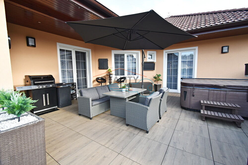 Prodej domu 137 m² s pozemkem 1 035 m² – fotografie 3
