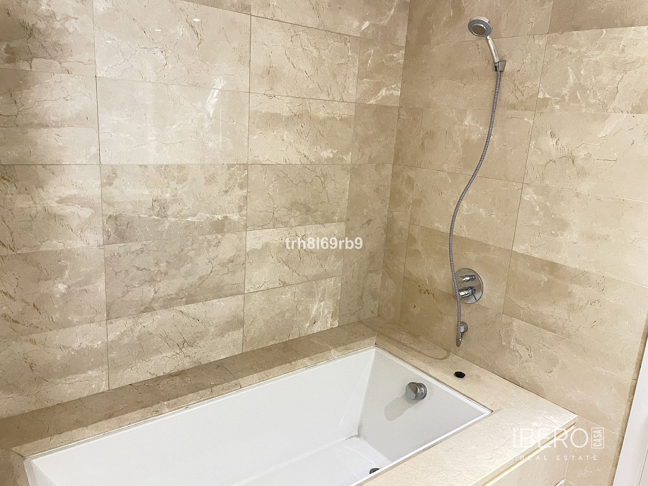 Piso 3+kk – Estepona, Saladillo-Benamara - Más