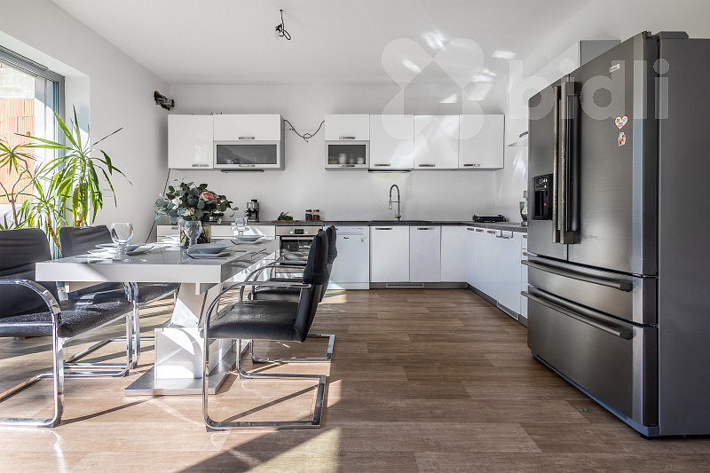 Prodej domu 134 m² s pozemkem 480 m² — photo 2