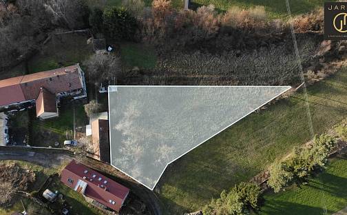 Prodej stavebního pozemku 1 349 m², Bečváry, okres Kolín
