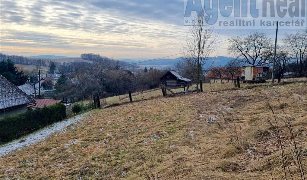 Prodej stavebního pozemku 2 565 m², Nový Malín – náhled fotky 3