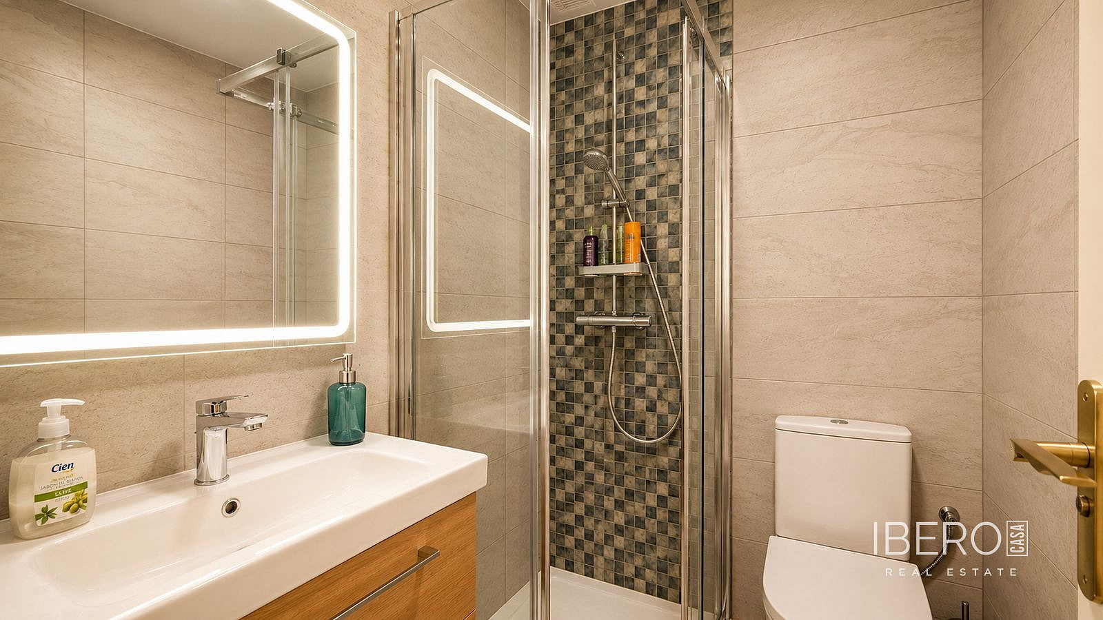 Piso 3+kk – Mijas, Urbanización Sitio de Calahonda - Más