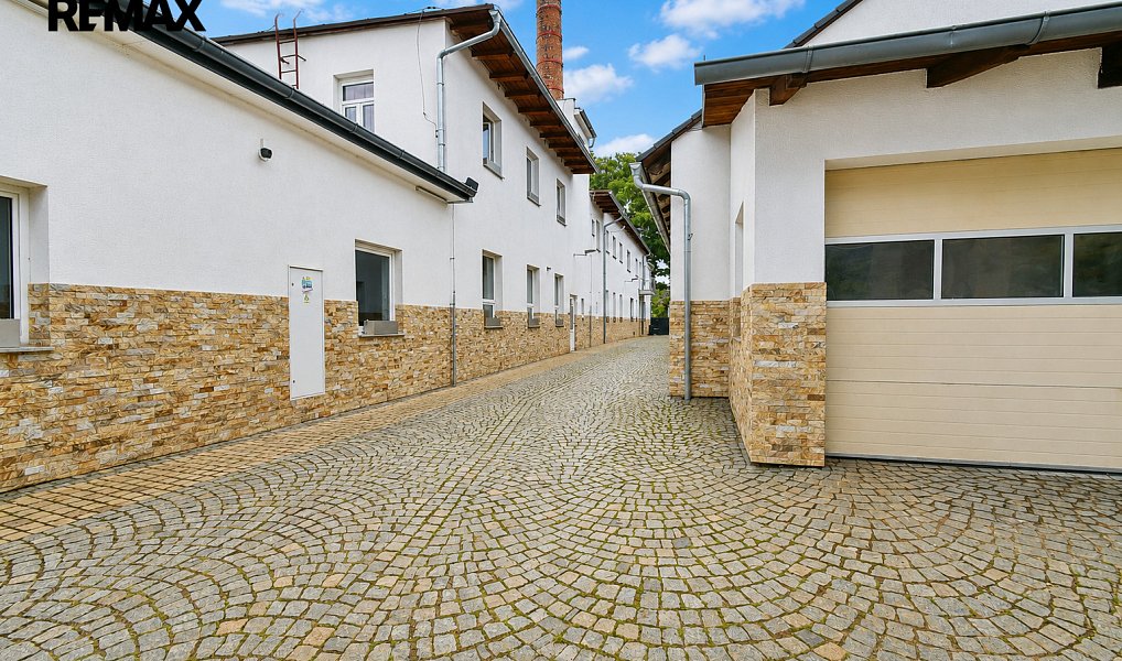 Pronájem domu 160 m² s pozemkem 1 570 m², Třebechovice pod Orebem – náhled fotky 18