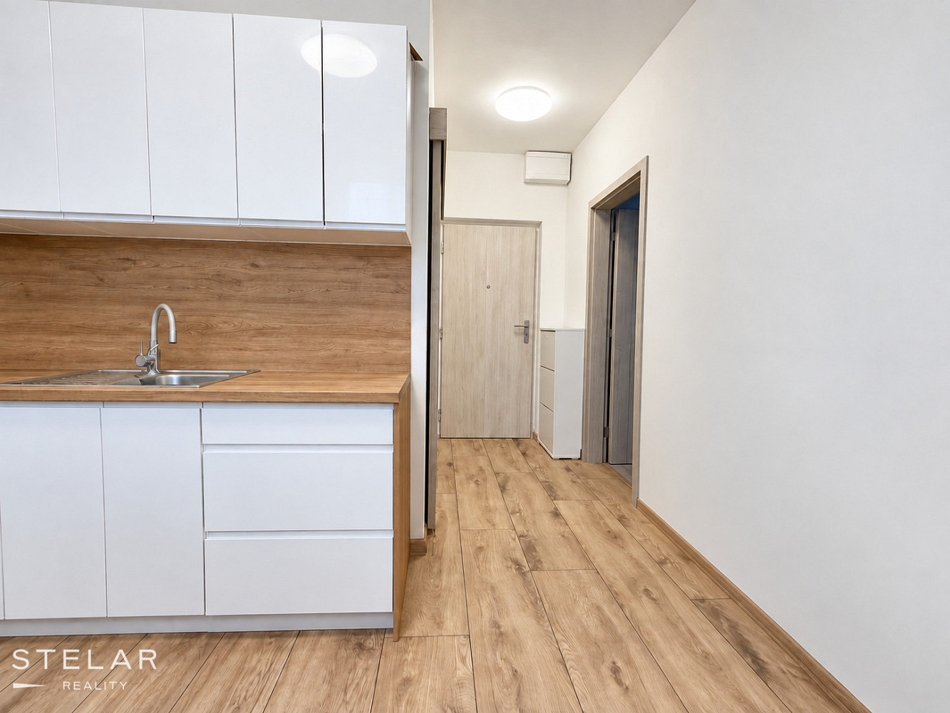 Pronájem bytu 1+1 31 m² – fotografie 3