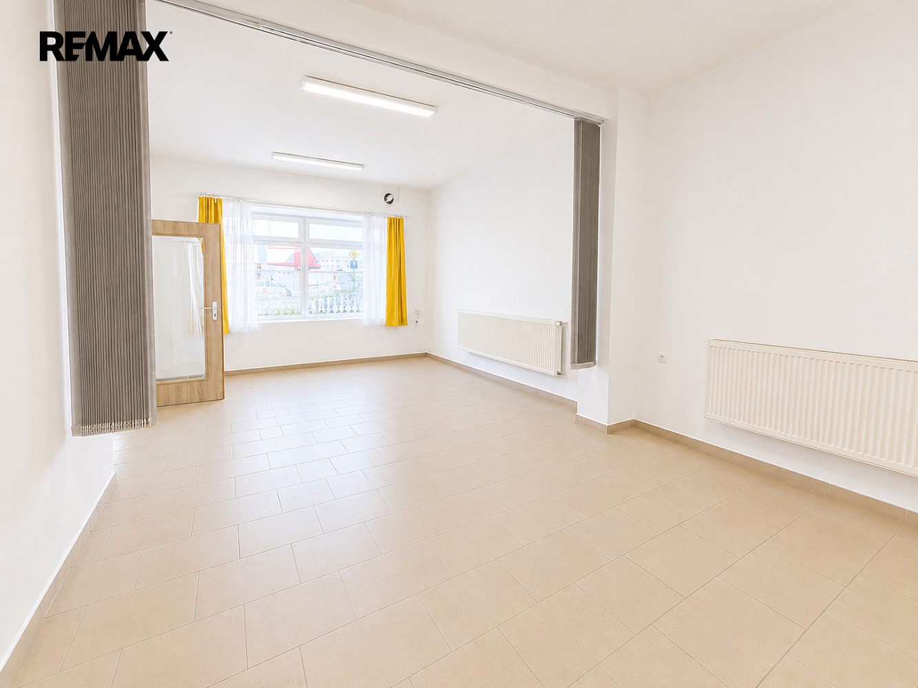 Pronájem komerčního objektu (jiného typu) 47 m² – pohled 3