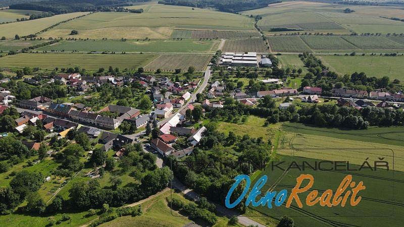 Prodej stavebního pozemku o výměře 549 m² v obci Čechy, okr. Přerov – pohled 2