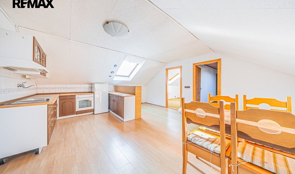 Prodej domu 186 m² s pozemkem 497 m², Žilina – náhled fotky 24