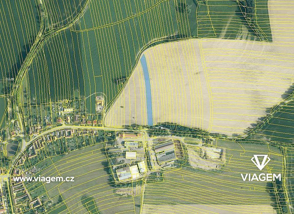 Prodej pole 1 142 m²