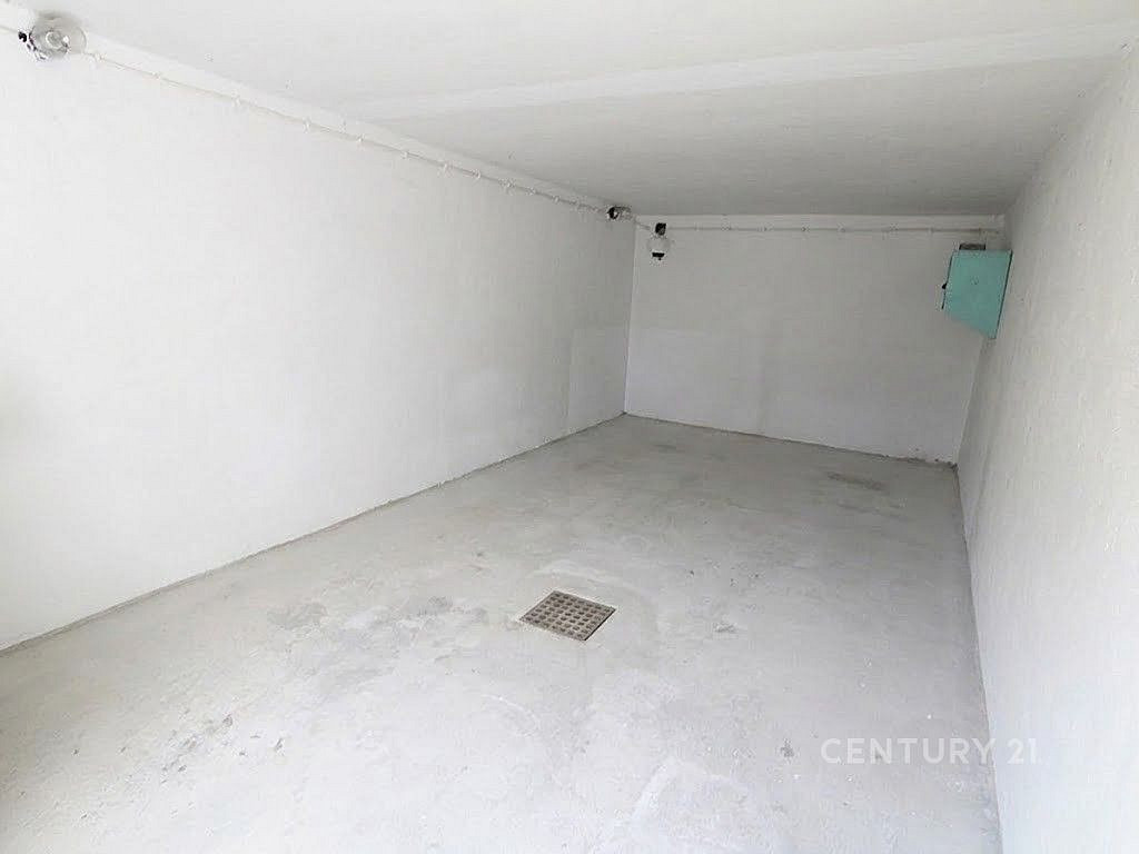 Pronájem garáže 21 m2 na Malvazinkách – fotografie 2