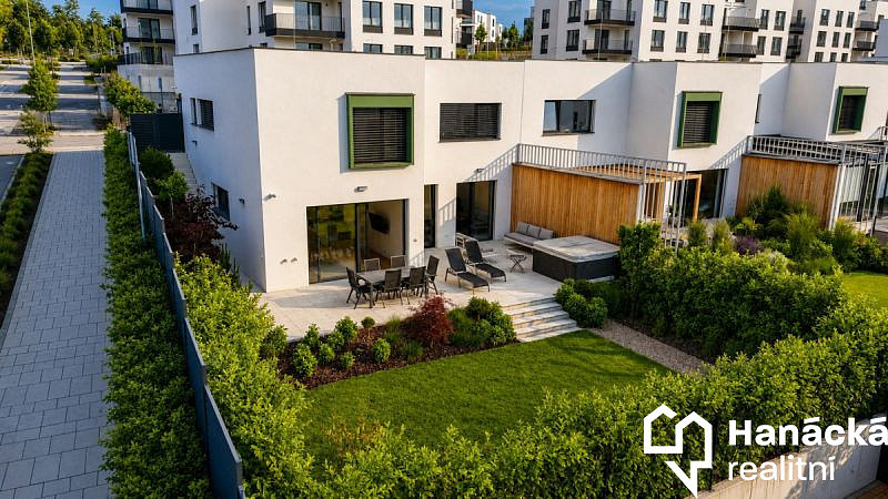 Prodej domu 200 m² s pozemkem 397 m²
