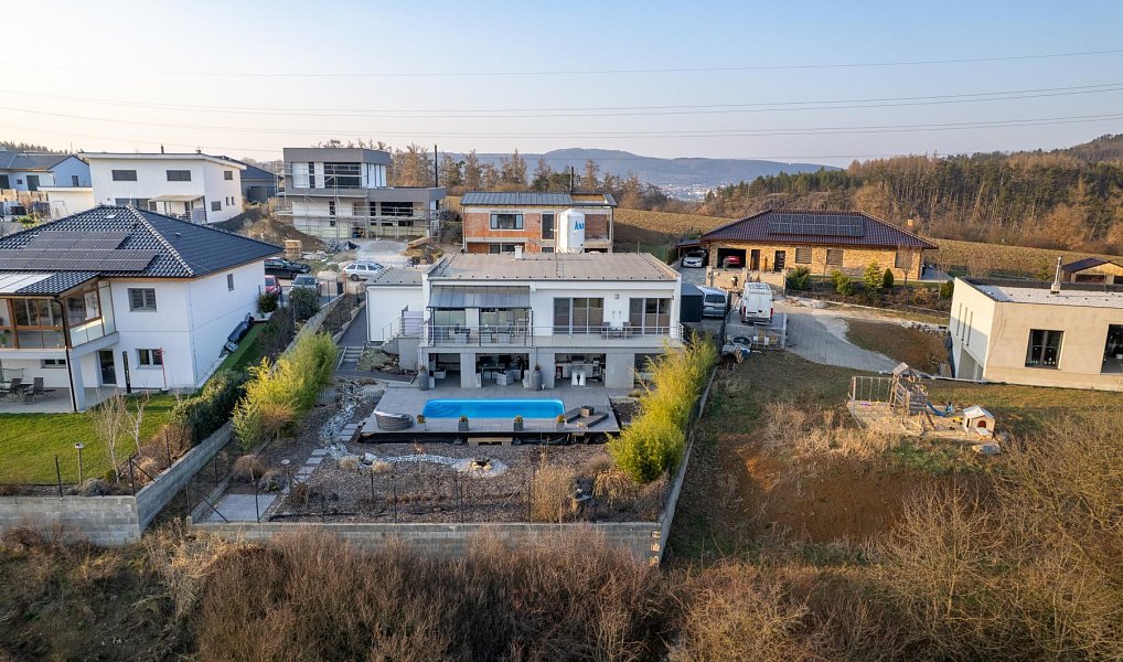 Prodej domu 140 m² s pozemkem 663 m², Králův Dvůr – náhled fotky 36