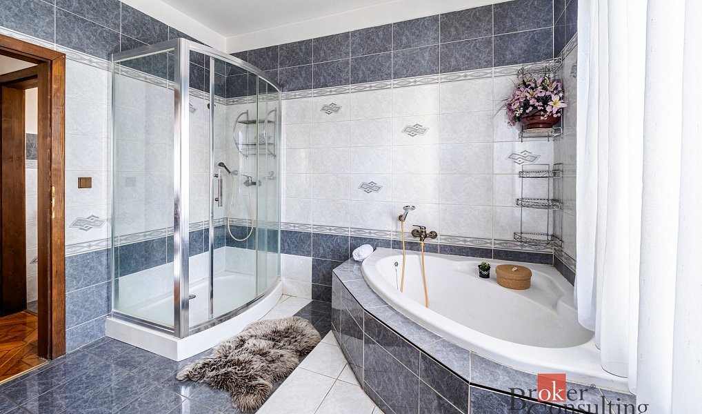Prodej domu 220 m² s pozemkem 887 m², Chlum u Třeboně – náhled fotky 15