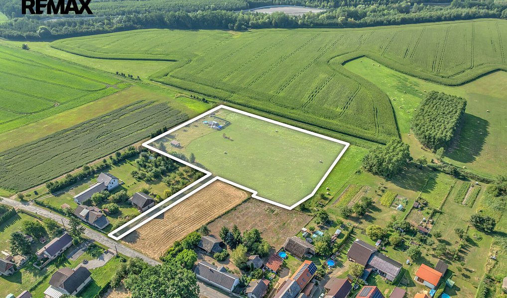Prodej stavebního pozemku 12 402 m², Kněžmost – náhled fotky 3