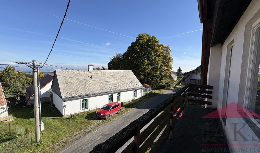 Prodej domu 200 m² s pozemkem 1 967 m², Strašín – náhled fotky 28