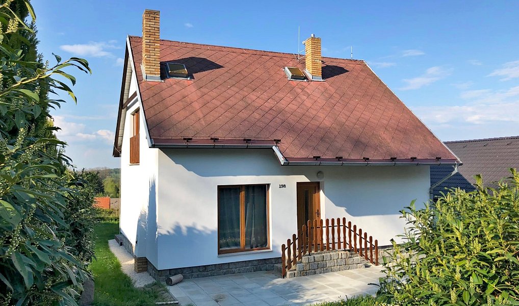 Prodej chalupy 130 m² s pozemkem 734 m², Benešov nad Černou – náhled fotky 3