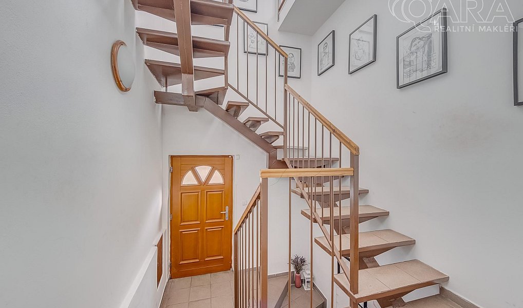 Prodej domu 270 m² s pozemkem 431 m², Praha – náhled fotky 12