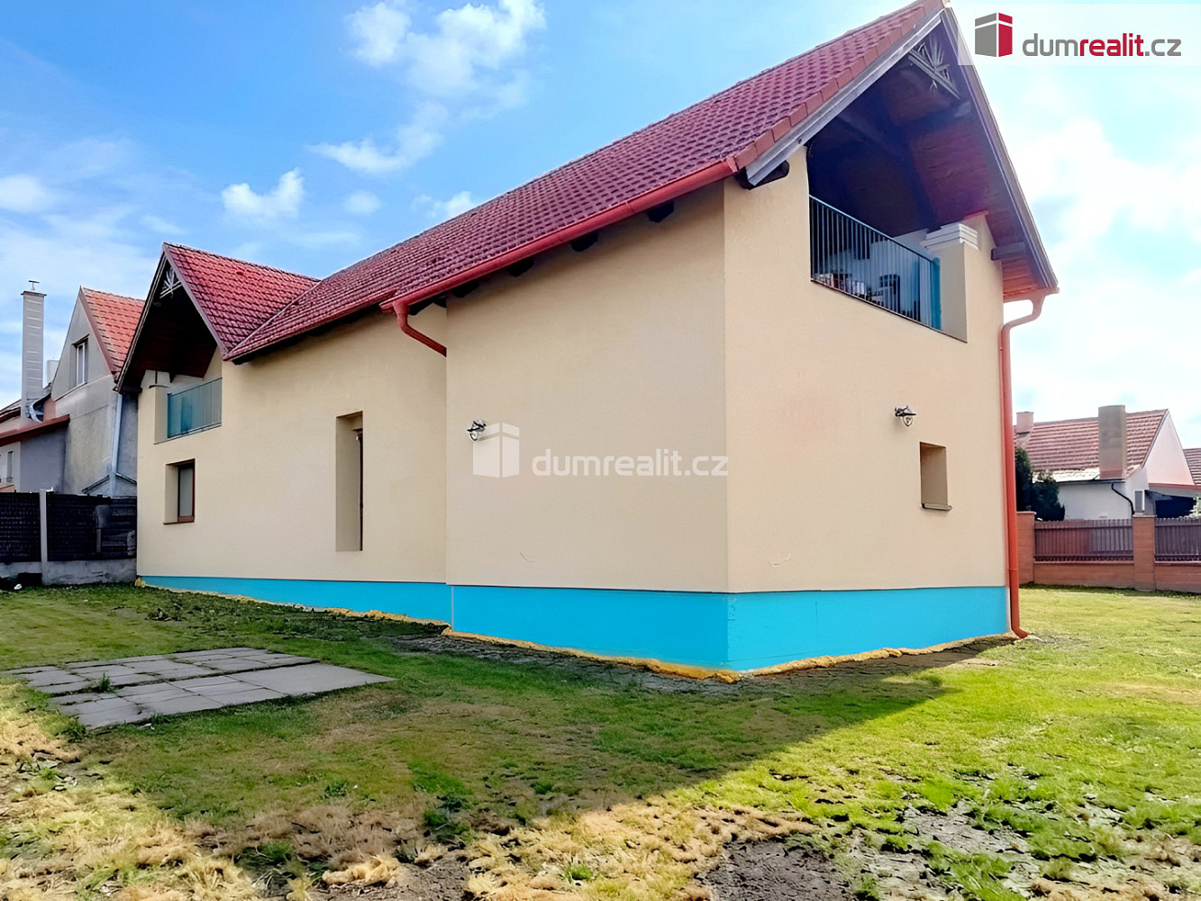 Prodej domu 210 m² s pozemkem 1 322 m² — photo 2