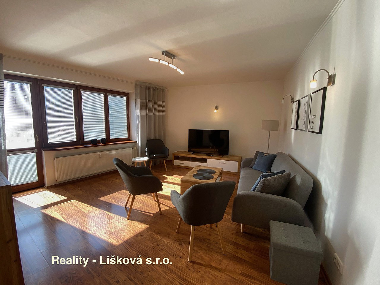 Pronájem bytu 2+1 62 m² — photo 4