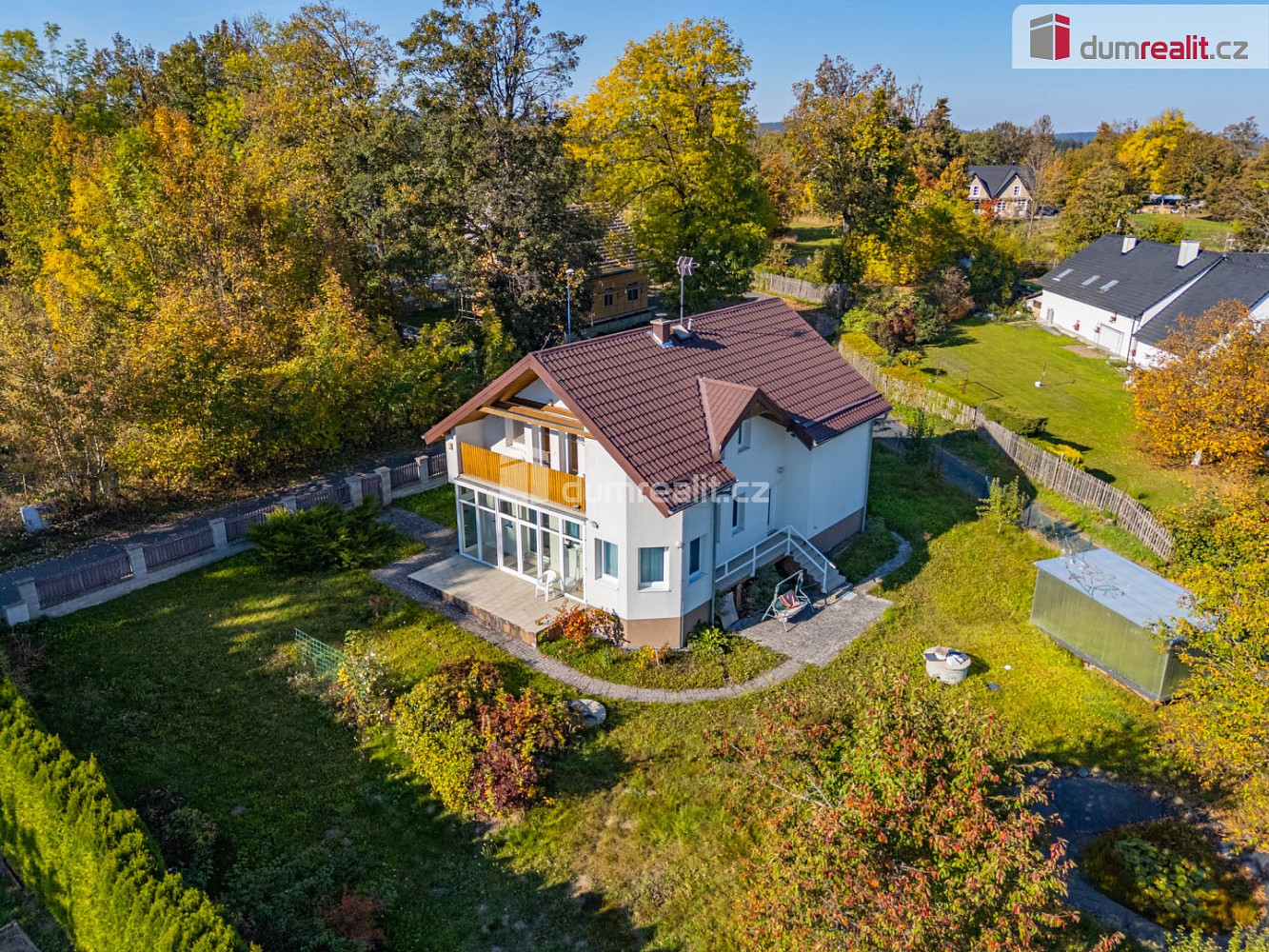 Prodej domu 200 m² s pozemkem 1 122 m²