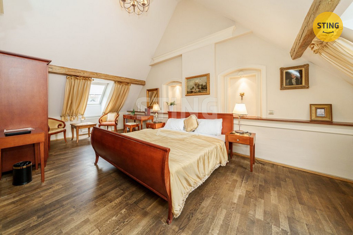 Prodej ubytovacího objektu 2 230 m² — photo 4