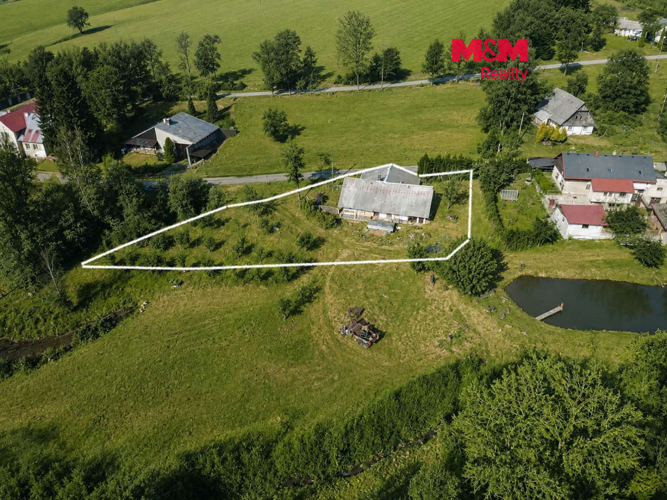 Prodej stavebního pozemku 1 268 m²