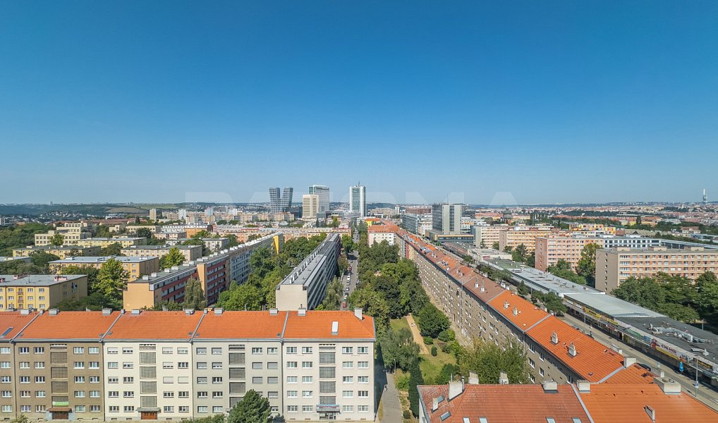 Pronájem kanceláře 227 m², Praha – náhled fotky 9