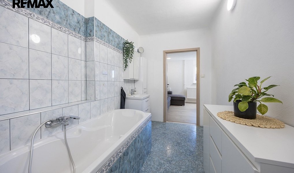 Prodej domu 246 m² s pozemkem 376 m², Praha – náhled fotky 10