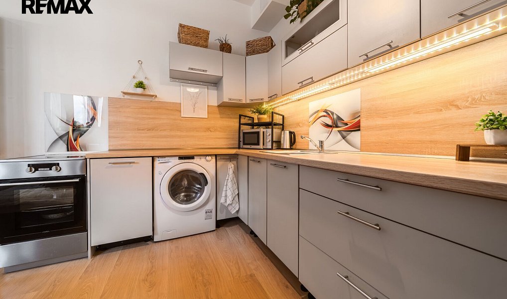 Prodej bytu 3+kk 56 m², Adamov – náhled fotky 9