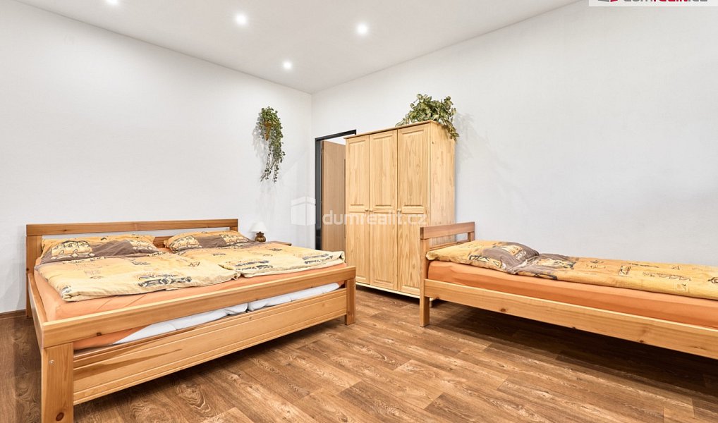Prodej ubytovacího objektu 286 m², Chlum u Třeboně – náhled fotky 22