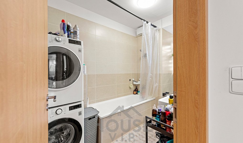 Prodej bytu 2+kk 60 m², Praha – náhled fotky 27