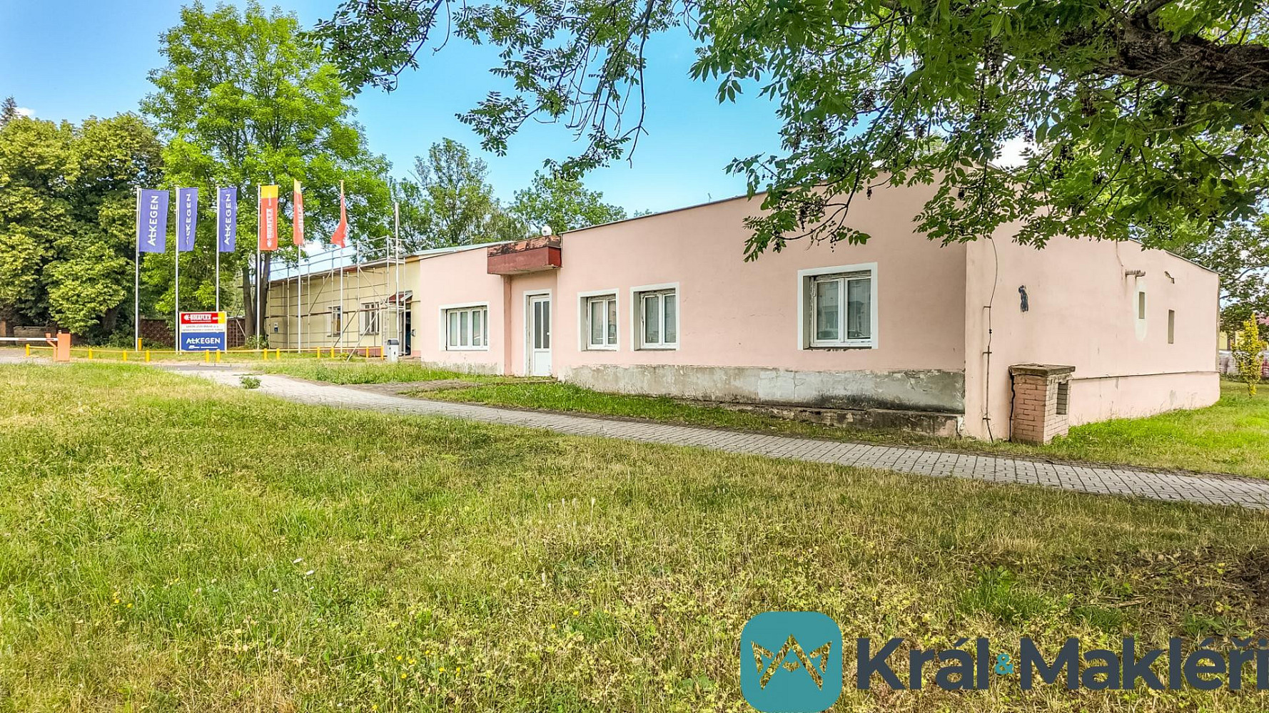 Prodej obchodních prostor 203 m²