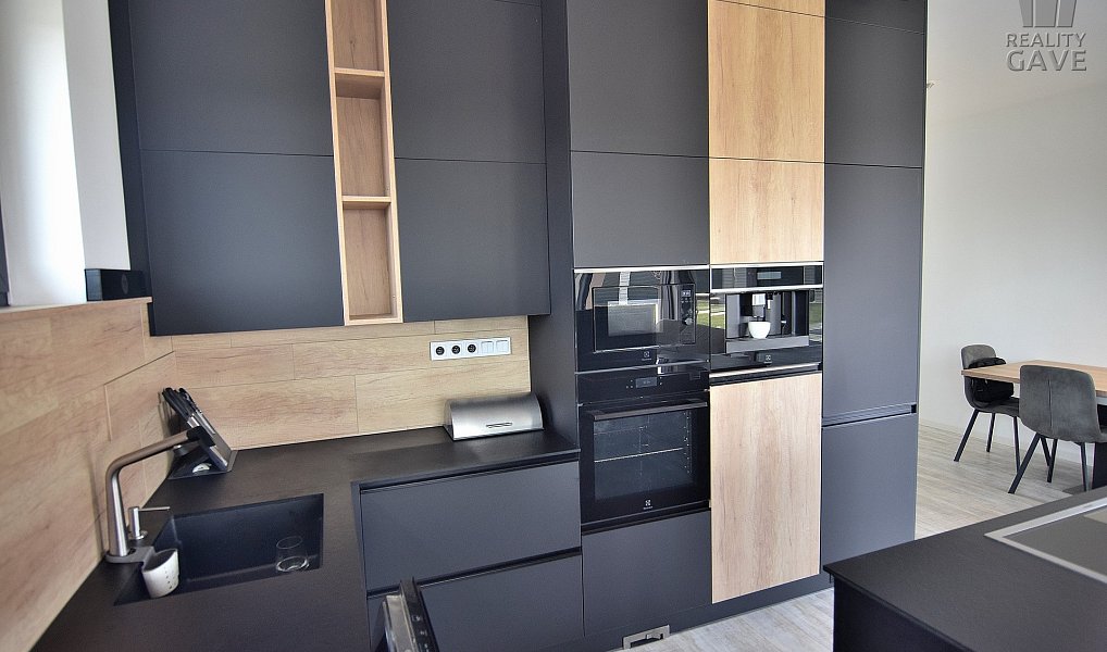 Prodej domu 134 m² s pozemkem 747 m², Krupka – náhled fotky 15