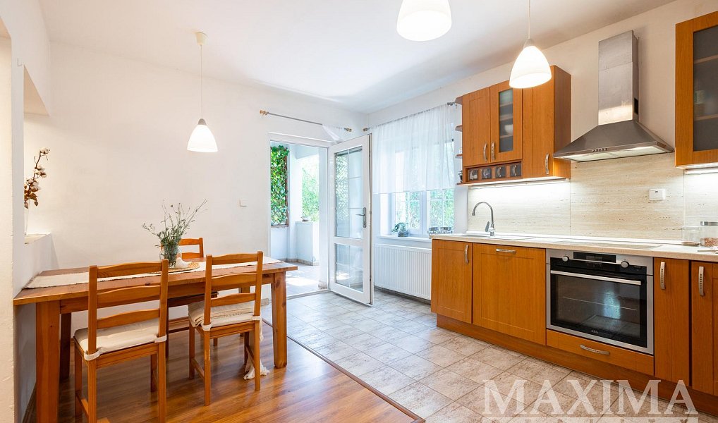 Prodej domu 180 m² s pozemkem 1 806 m², Cvrčovice – náhled fotky 6