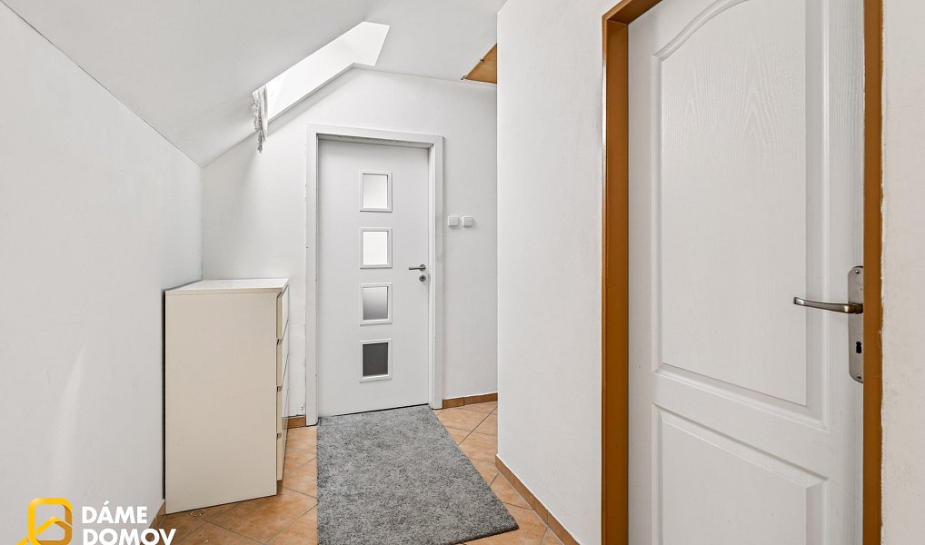 Prodej domu 225 m² s pozemkem 264 m², Březnice – náhled fotky 4