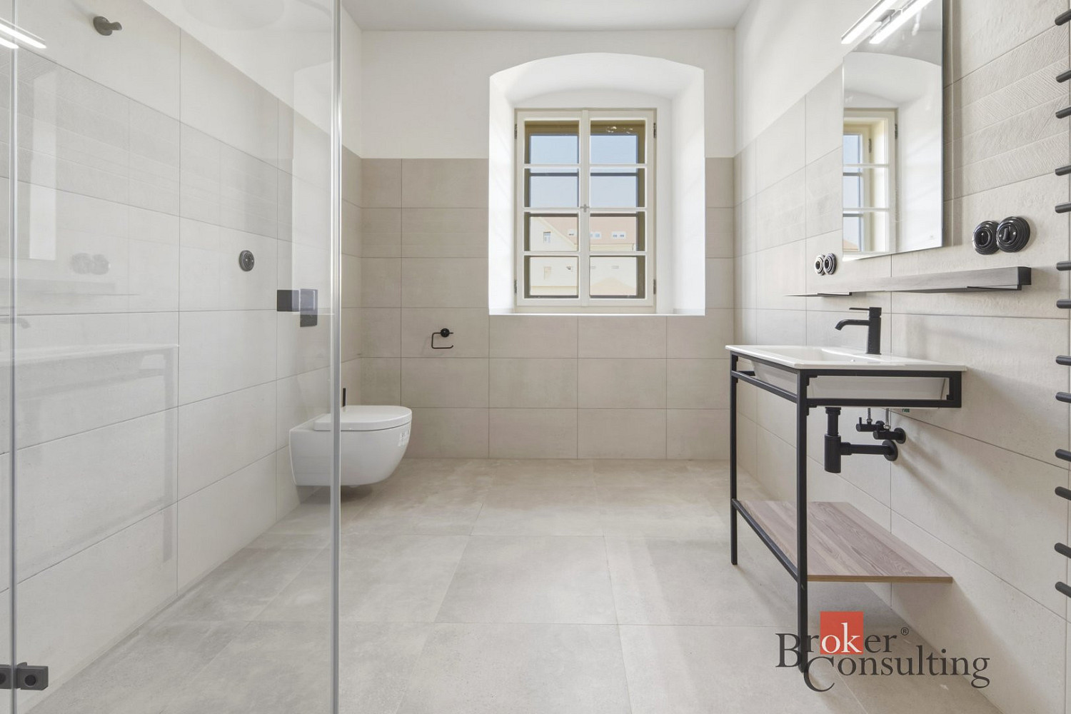 Prodej bytu 1+kk 62 m²