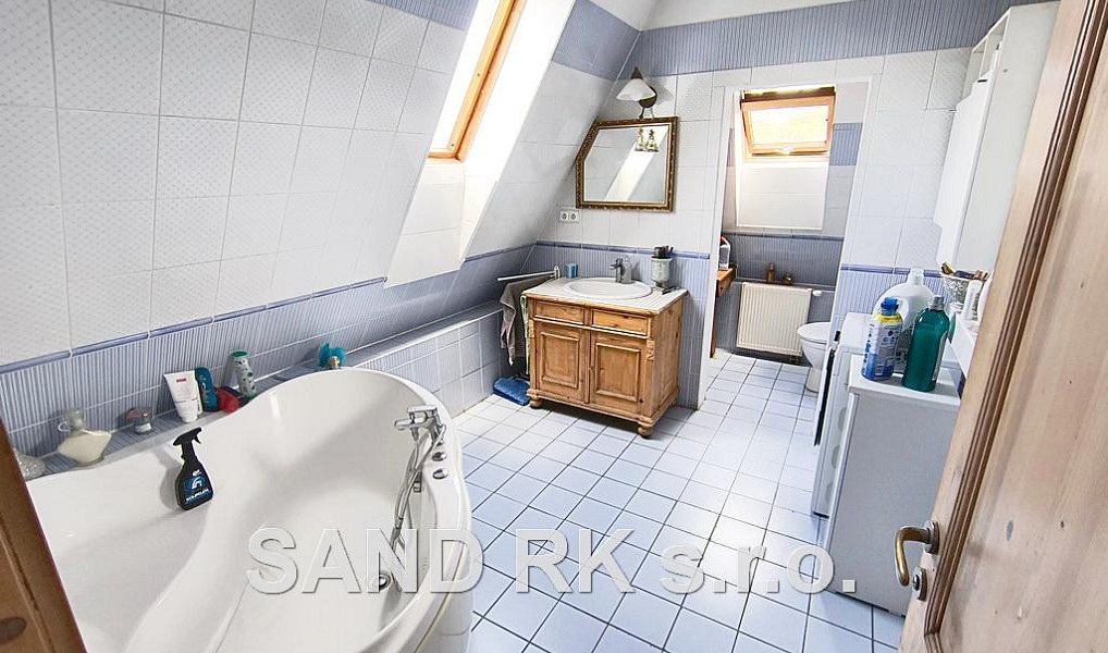 Prodej domu 211 m² s pozemkem 260 m², Pec – náhled fotky 2