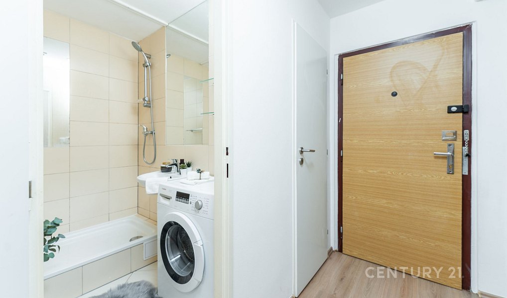 Prodej bytu 2+kk 42 m², Praha – náhled fotky 4